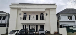Hotels in Curug